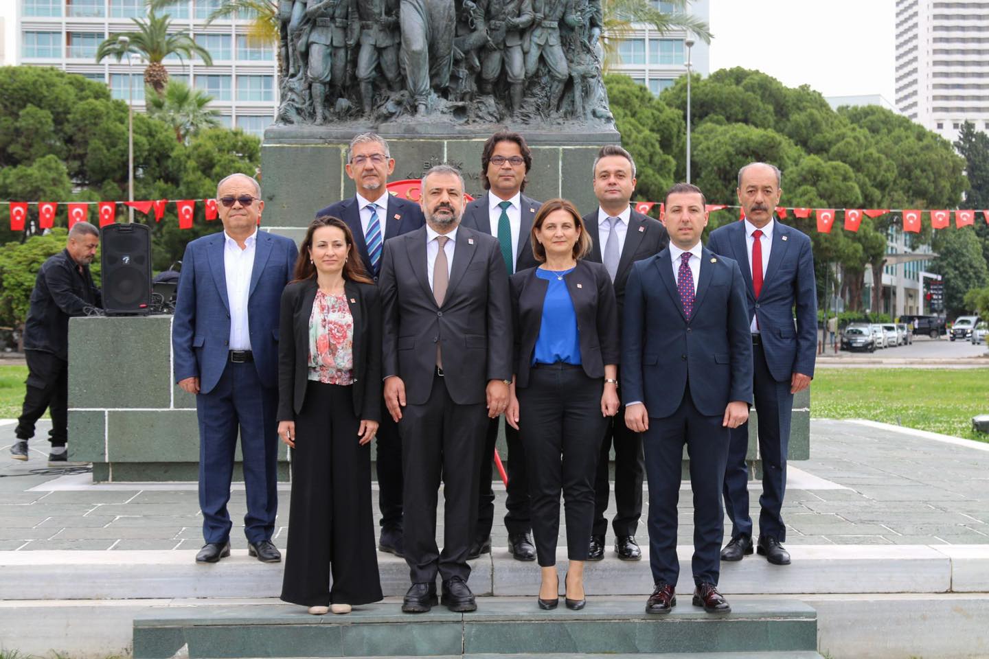 Cumhuriyet Halk Partisi İl Başkanı Diğer Ege Bölgesi İl Başkanlarıyla Bir Araya Geldi