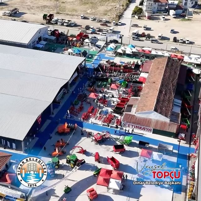 Dinar'da Tarım ve Hayvancılık Makineleri Festivali Yoğun İlgiyle Devam Ediyor