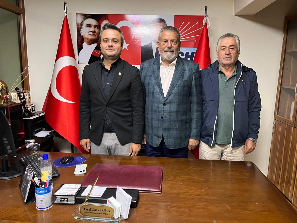 CHP Afyonkarahisar İl Başkanı Faruk Duha Erhan, Rize Milletvekili Tahsin Ocaklı'nın İl Başkanlığını Ziyaret Etti