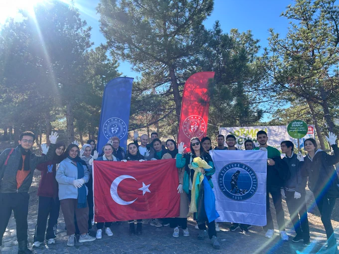 Afyon Kocatepe Üniversitesi “Ormanlar İçin El Ele” Etkinliği Düzenledi