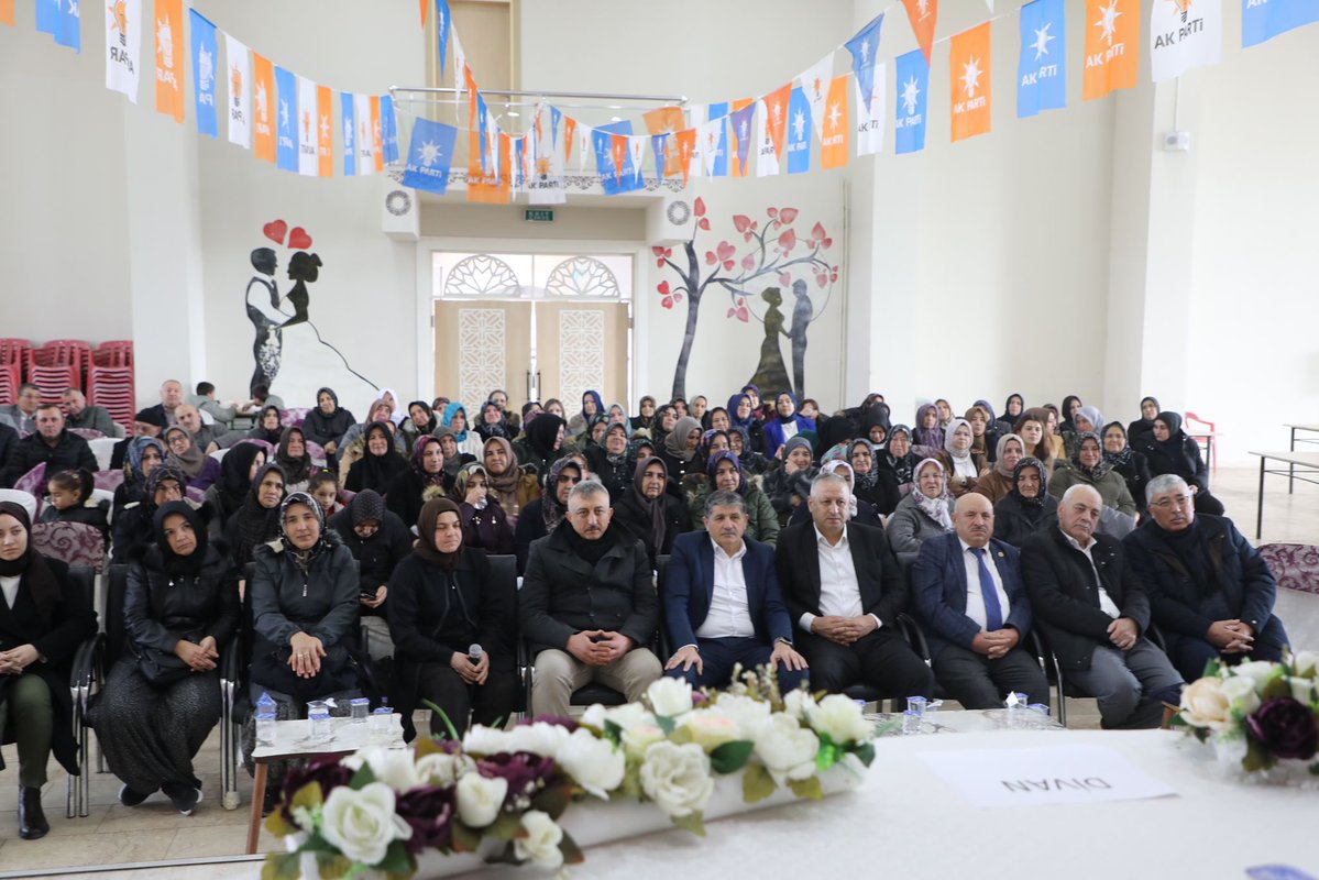 Çobanlar’da Kadın Kolları Kongresi Coşku ile Gerçekleşti